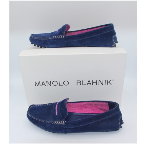 Manolo Blahnik Suede Driver, navy with fuchsia pink, size 37.5 - Picture 2 of 4